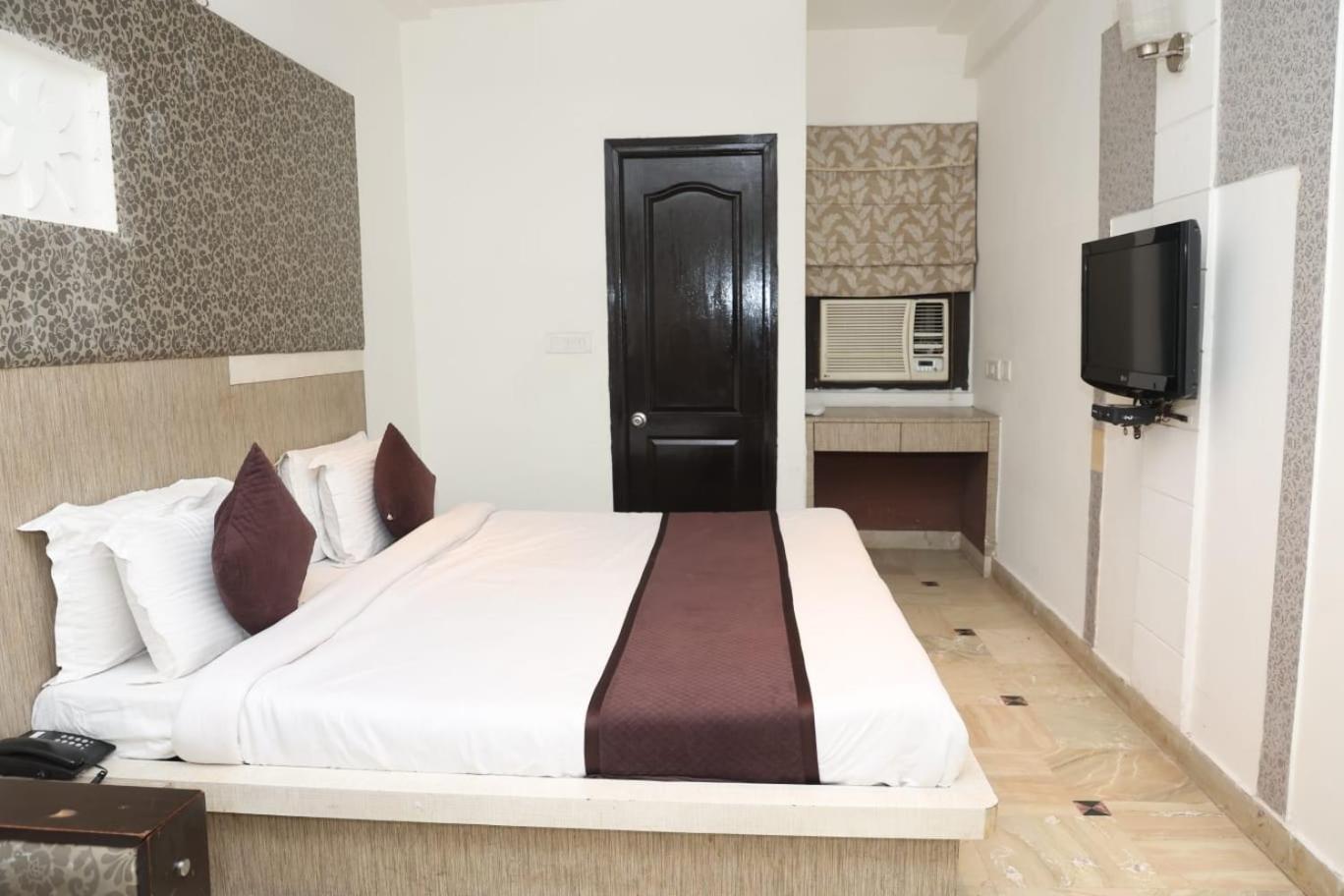 Hotel Panna Paradise Agra  Extérieur photo