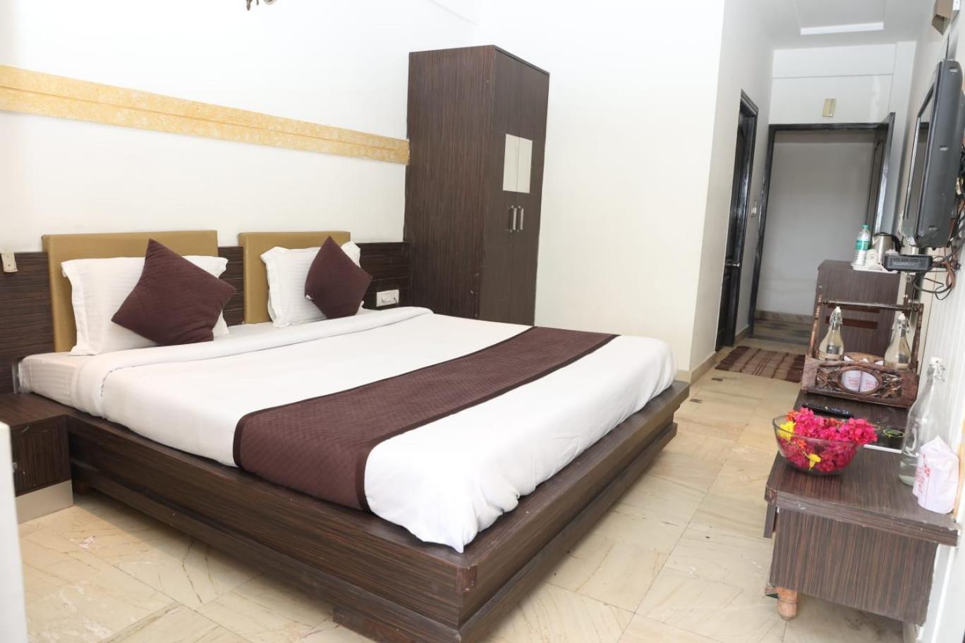 Hotel Panna Paradise Agra  Extérieur photo